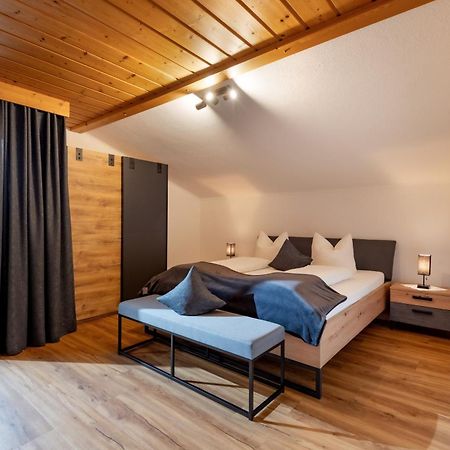 Haus Schroll Apartment Ried im Zillertal Bagian luar foto