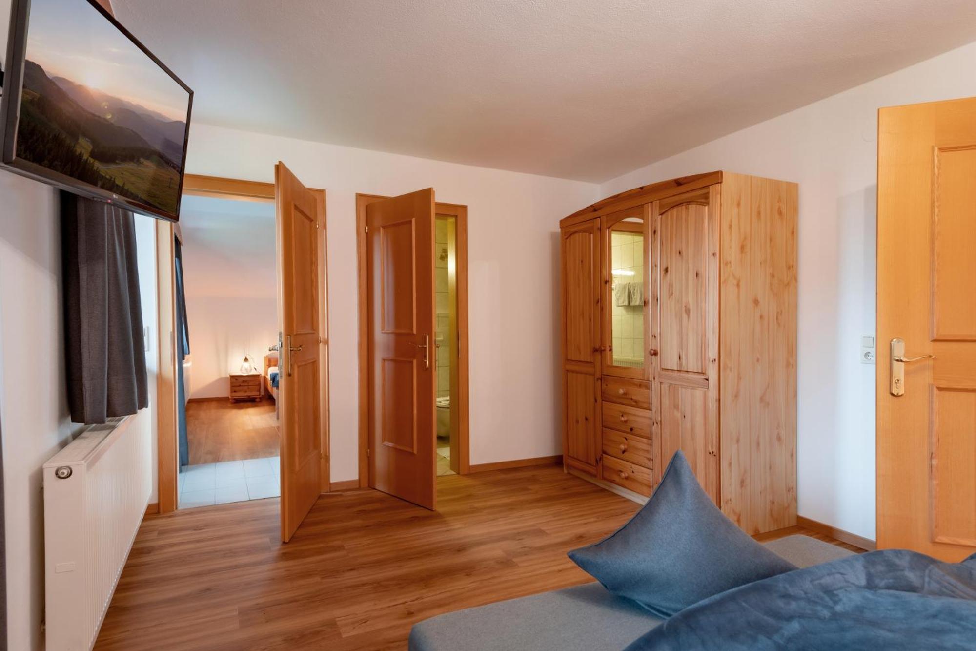 Haus Schroll Apartment Ried im Zillertal Bagian luar foto