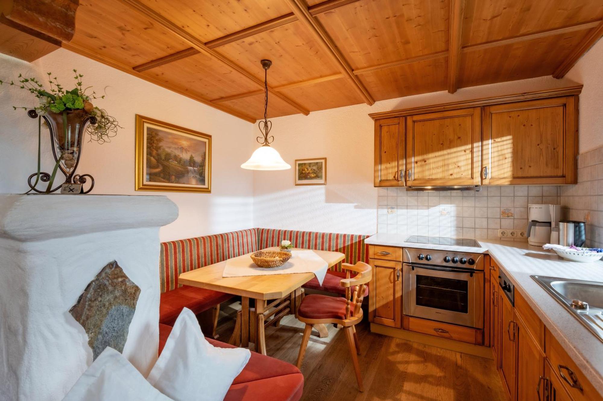Haus Schroll Apartment Ried im Zillertal Bagian luar foto