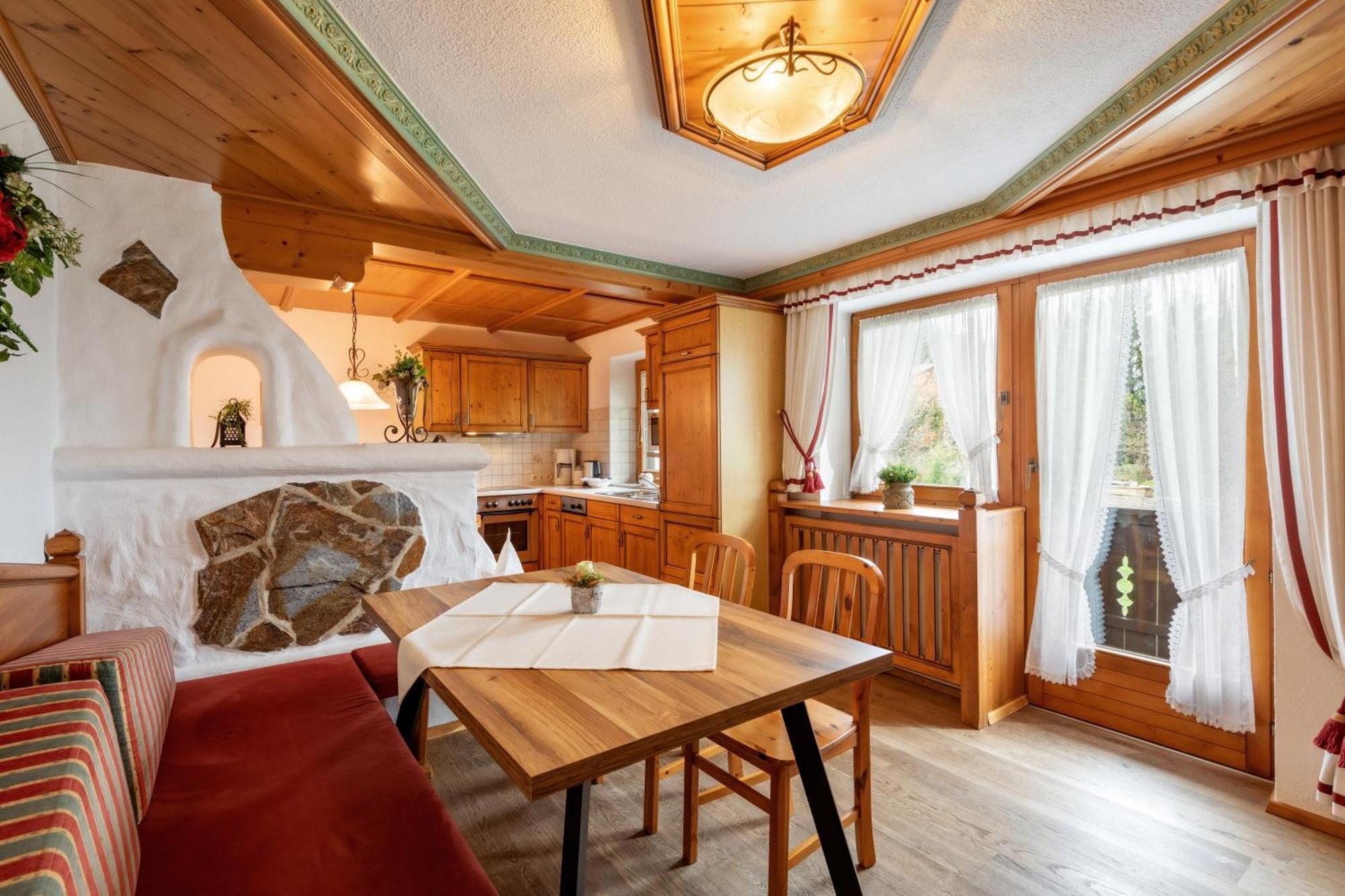 Haus Schroll Apartment Ried im Zillertal Bagian luar foto