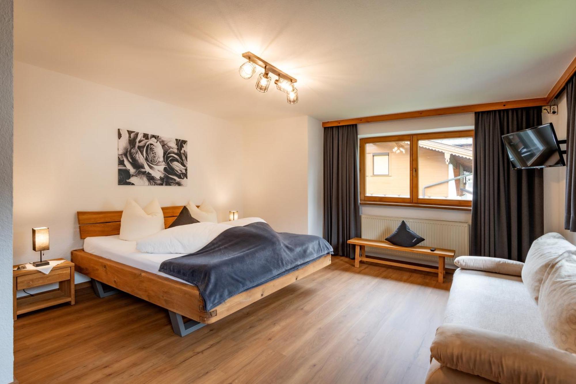 Haus Schroll Apartment Ried im Zillertal Bagian luar foto
