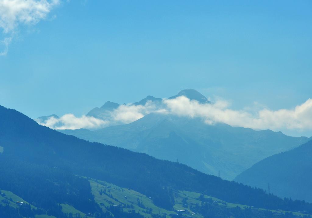 Haus Schroll Apartment Ried im Zillertal Bagian luar foto